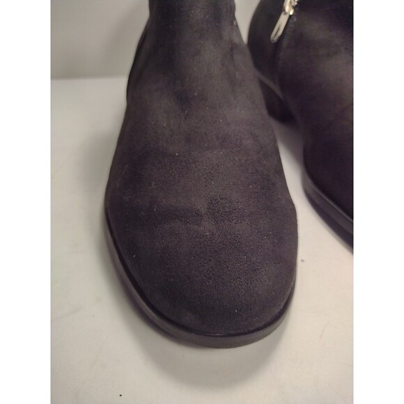Torrid Black Faux Suede Side Dip / Zip Heel Ankle Booties Boots, Womens 10 .5 WW - Picture 9 of 15